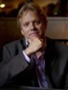 Роберт  Александр