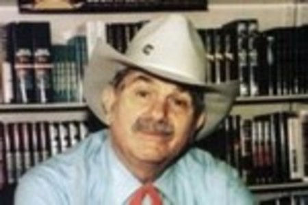 Ральф  Комптон