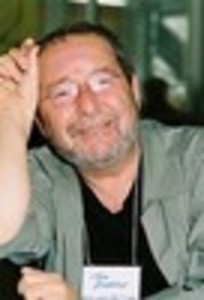 Том  Мэддокс