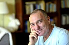 Андрэ  Тоти